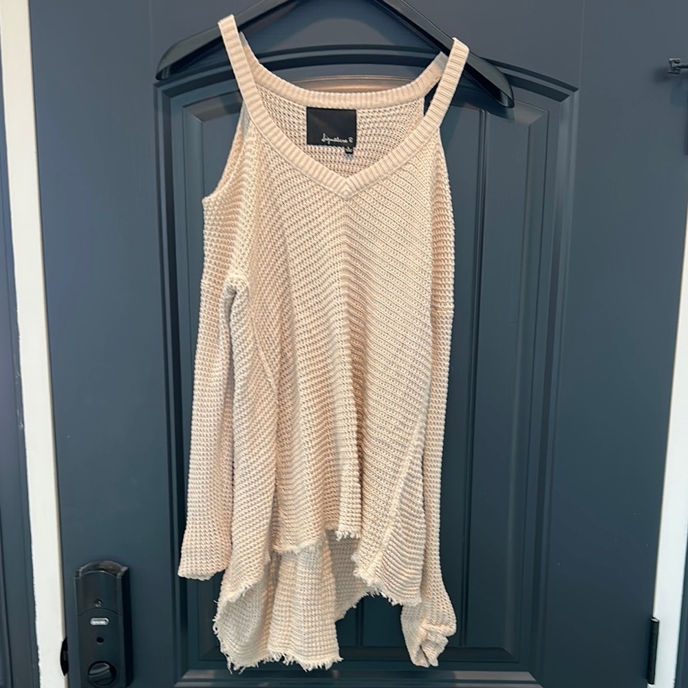 Signature 8 Gray Knit Sweater